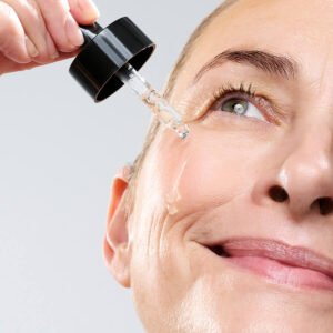 CurrentBody Skin Green Tea Serum (30ml)