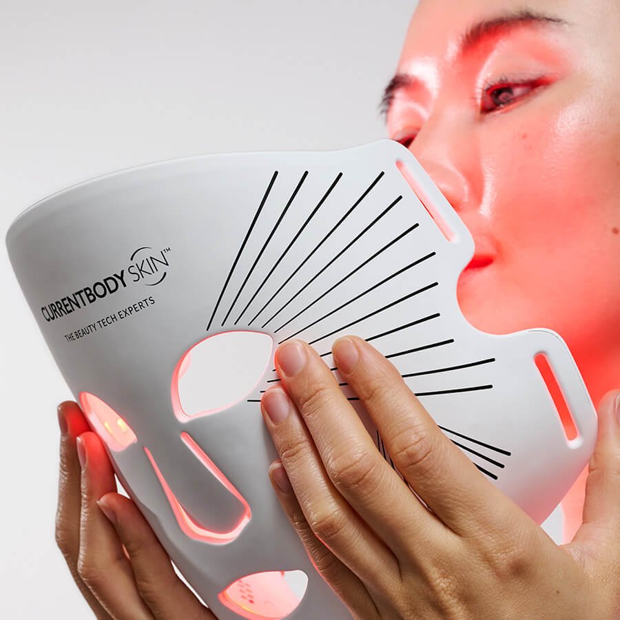CurrentBody Skin Series 2 Mask & Brightening Neck & Décolletage Mask (Worth £708) - Image 4